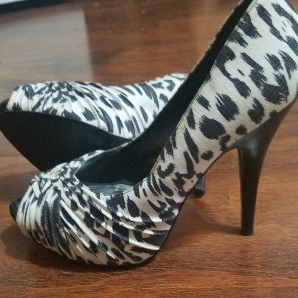 Audrey Brooke open-toed high heels